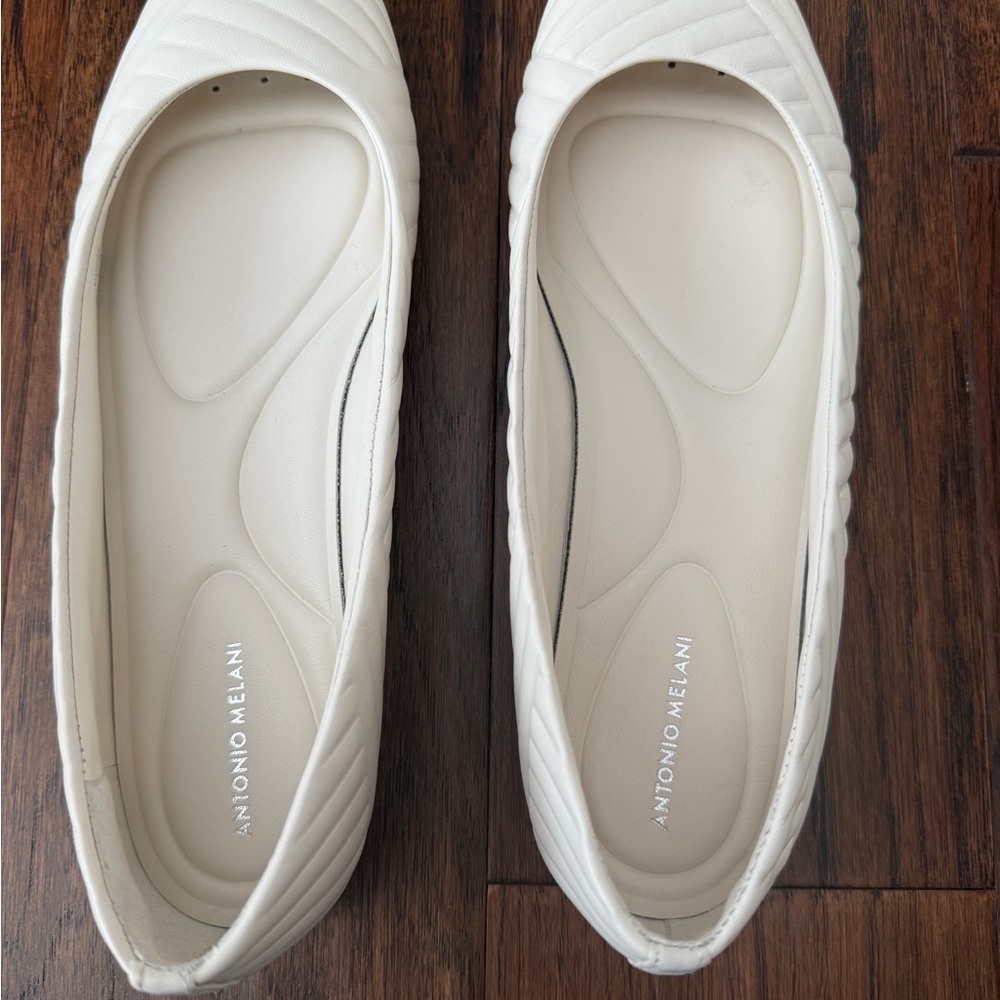 Antonio Melani Cream Quilted Flats